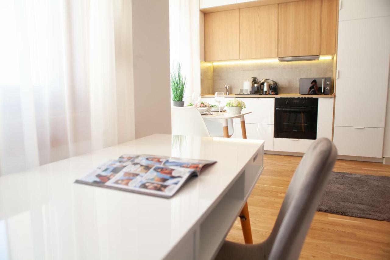 Marvel Apartman Debreţin Exterior foto