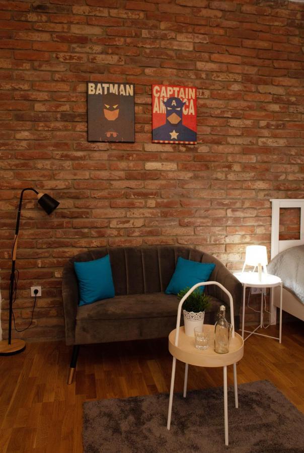 Marvel Apartman Debreţin Exterior foto